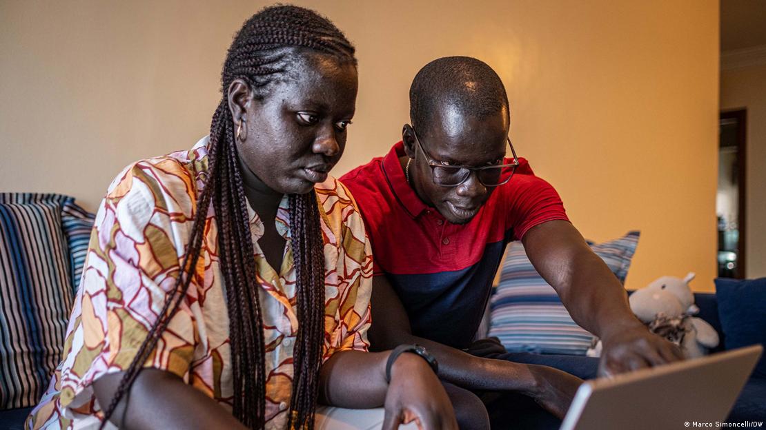 Ndeye Yacine Ndiaye and her husband want to make life easier for other migrants with their Internet platform