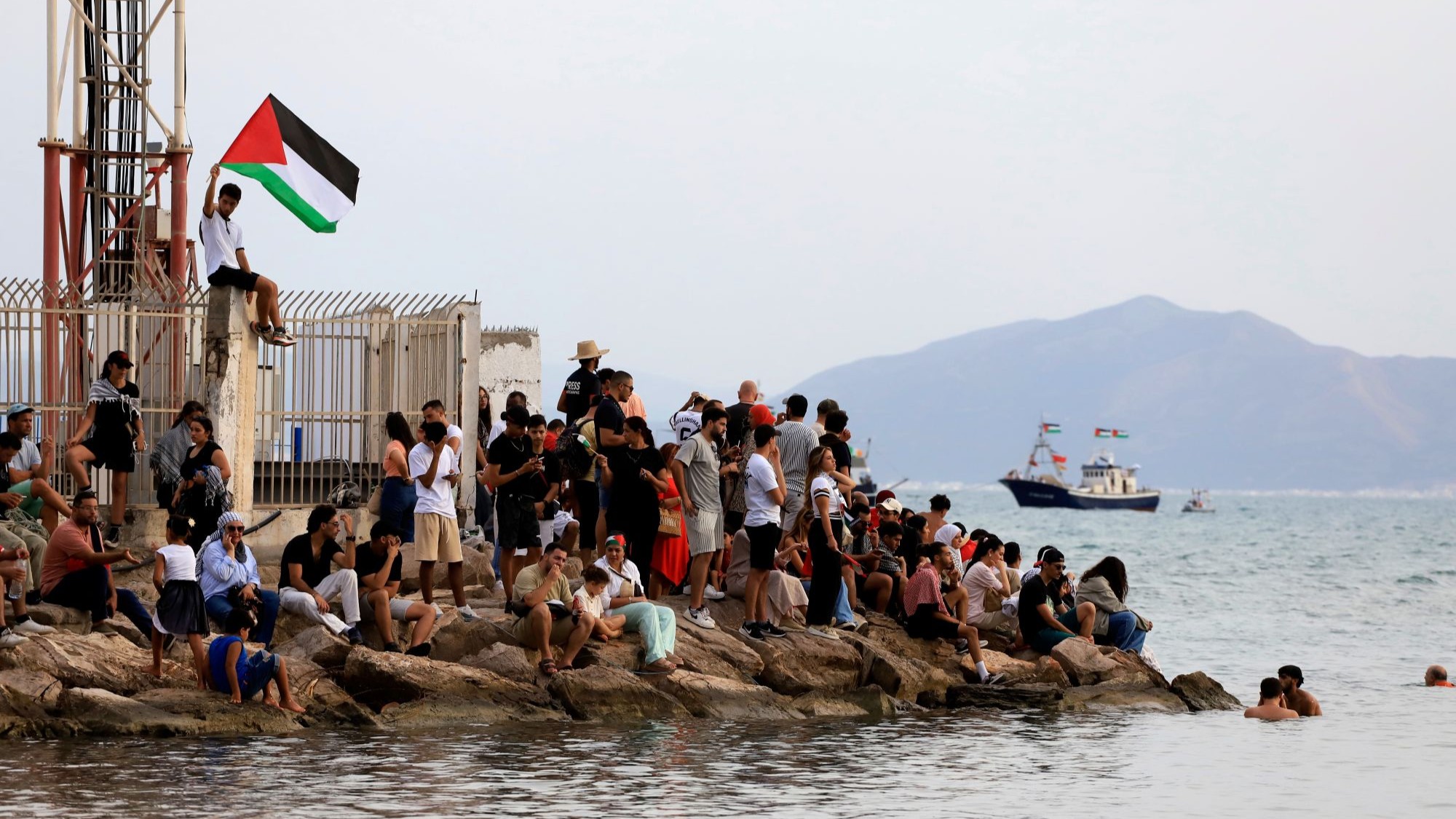 Demonstrators gather in Sidi Bou Said, Tunisia, 7 September 2025. (Photo: Picture Alliance / Anadolu | M. Mdalla) Demonstrators gather in Sidi Bou Said, Tunisia, to welcome the boats joining the Sumud Flotilla from Spain, 7 September 2025. (Photo: Picture Alliance / Anadolu | M. Mdalla)