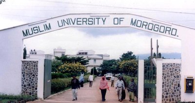 Entrance to the Muslim University of Morogoro (photo: http//:www.mum.ac.tz/)