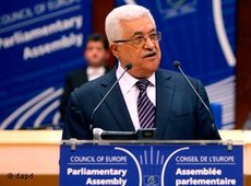 Palestinian President Mahmoud Abbas delivers a statement to the parliamentary assembly of the Council of Europe on 6 October 2011 (photo: dapd)