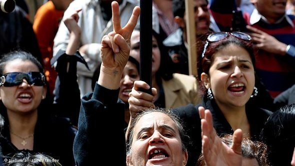 Copts protesting in Cairo after the attacks on the churches (photo: dpa)