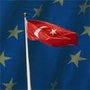Turkish flag, background EU flag (photo: DW)