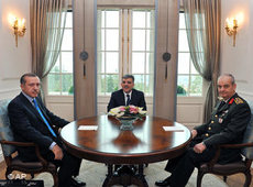 Meeting of Prime Minister Erdogan, General Basbug and President Gül (photo: AP)
