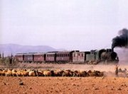 The Orient Express today, working its way through the desert (photo: www.lernidee.de)