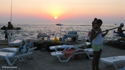 Sunset at a Lebanese Beach (photo: Birgit Kaspar)
