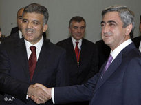 Turkish President Abdullah Gul and Armenian President Serge Sarkisian (photo: AP)