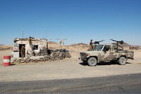 Military checkpoint in Yemen (photo: Philipp Schweers)