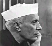 The first prime minister of India, Jawaharlal Nehru (photo: www.tamiloviam.com)