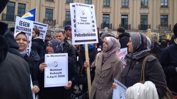 Demo türksicher Frauen in München gegen NSU-Terror; Foto: DW/Senada Sokollu