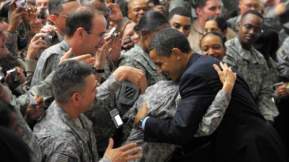Obama visits Camp Victory, near Baghdad, in April 2009 (photo: AFP)