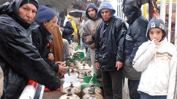 Gas and water supply bottlenecks for Algeria's citizens (photo: Islam Chanaa)