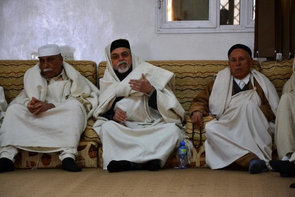 Treffen des Ältestenrats im Tahar Club in Bani Walid; Foto: Alfred Hackensberger