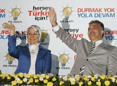 Abdullah Gül and his wife Hayrünnisa (photo: AP)