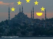 Sultan-Ahmad-Moschee mit Sternen der EU, Collage; Foto: AP/DW