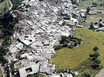 Earthquake site in North-West Pakistan October 2005 (photo: AP)