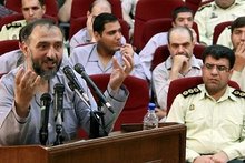 Mohammad Ali Abtahi on show trial in Teheran (photo: dpa)