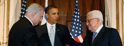 US-Präsident Obama mit Mahmud Abbas und Benjamin Netanjahu; Foto: AP
