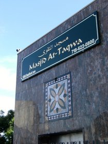 The Al-Taqwa Mosque in Brooklyn (photo: Katrin Simon)