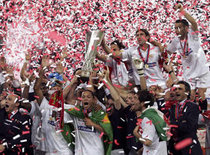 FC Sevilla UEFA Cup 2006 (photo: dpa)