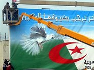 Plakat zur Eröffnung des Gipfels der Arabischen Liga in Algier; Foto: AP