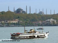 View over the Bosporus (photo:dpa)