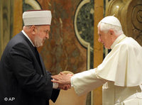 Papst Benedikt XVI. empfängt Großmufti Mustafa Ceric in Rom; Foto: AP