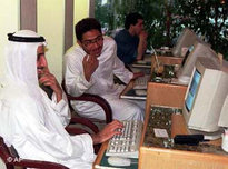 Internet café in Dubai (photo: AP)