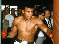Muhammad Ali prepares for his 1964 fight against Sonny Liston (photo: AP)