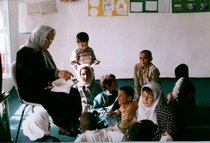 Teacher and pupils in a CDDC teaching centre in South Chorasan (photo: © www.ccdc.ir)