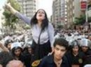 احتجاج على تمديد فترة الحكم للرئيس حسني مبارك، الصورة: أ ب