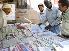 Newspaper stand in Sanaa, Yemen (photo: Sporrer/Heymann)