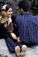 Young couple in Iran, photo: Markus Kirchgessner