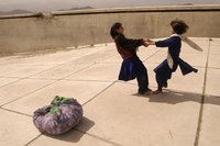 أطفال بعيون المصور الأفغاني مسعود حسيني