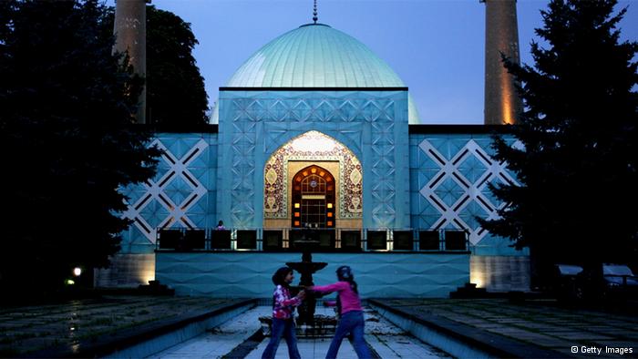 Imam Ali Mosque in Hamburg: centre of Shia Islam in Germany 