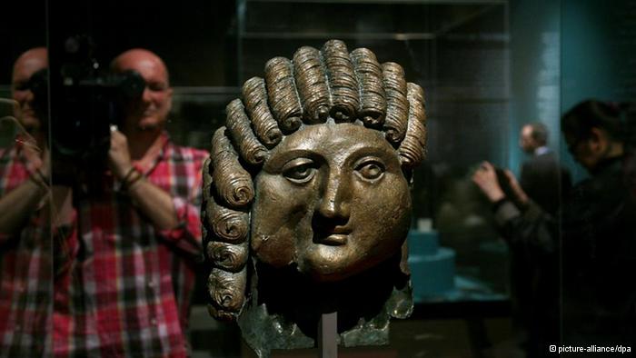 2,000-year-old bronze casting