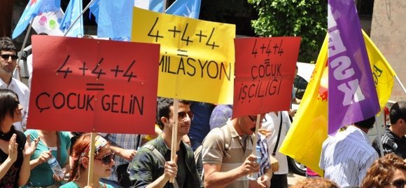 Demonstration in Ankara against the planned school reform (photo: Eğitim-Sen)