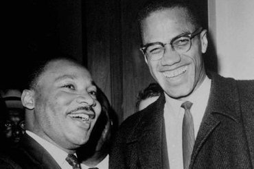 Malcom X (right) and Martin Luther King in Washington D.C. in 1964 (photo: AP)