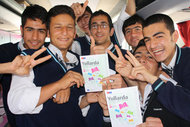 Turkish pupils in the bookmobile (photo: Goethe Institute Istanbul)