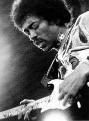 Jimi Hendrix (photo: AP)