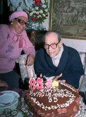 Naguib Mahfouz celebrating his 85th birthday (photo: AP)
