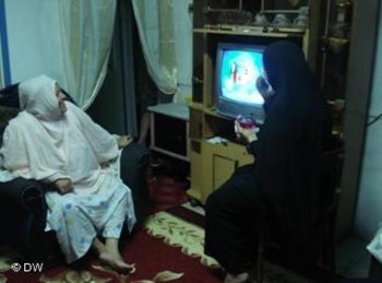 مشاهدة المسلسلات بكثرة في شهر رمضان ظاهرة شائعة في العالم العربي