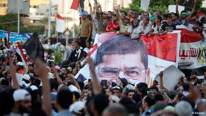 مظاهرات لمؤيدي مرسي في القاهرة. 