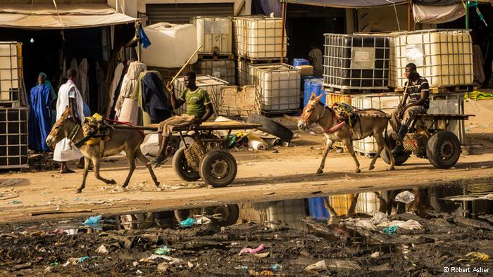 A slum in Mauritania (photo: Robert Asher)