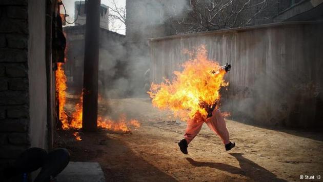 A stunt woman covered in flames (photo: Stunt 13)