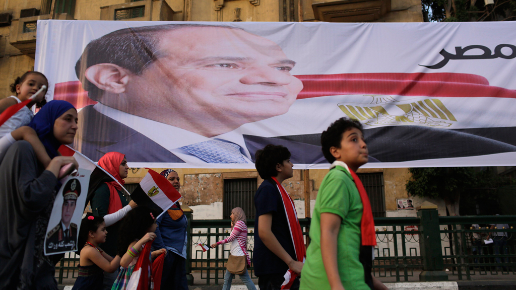 من أنصار عبد الفتاح السيسي في القاهرة بتاريخ 03 / 06 / 2014.