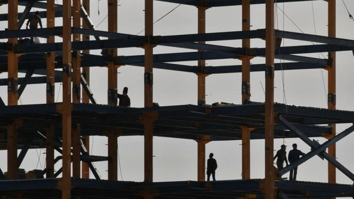 Construction site in northern Tehran (photo: IRNA)