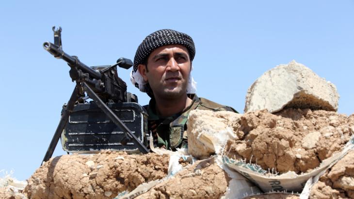 A Peshmerga fighter near Mosul (photo: Ahmad Al-Rubaye/AFP/Getty Images)