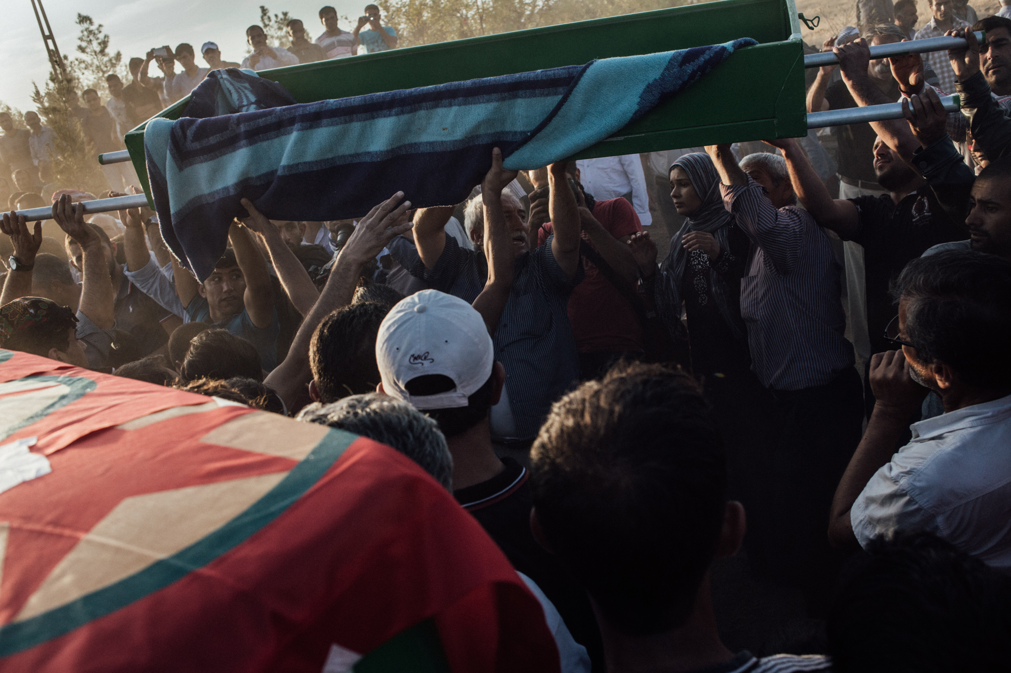 The funeral of YPG fighters killed in Kobani, Suruc, Turkey, October 2014 (photo: Furkan Temir)
