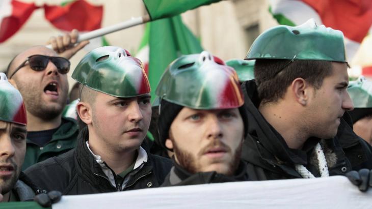 Supporters of the neo-fascist CasaPound movement in Italy (photo: imago)