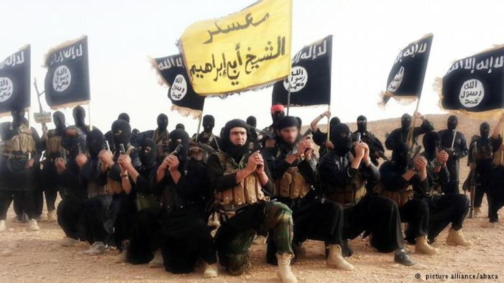 أعلن تنظيم "الدولة الإسلامية" (داعش) في الـ29 من يونيو/ حزيران 2014 عن إقامة الخلافة في سوريا والعراق.